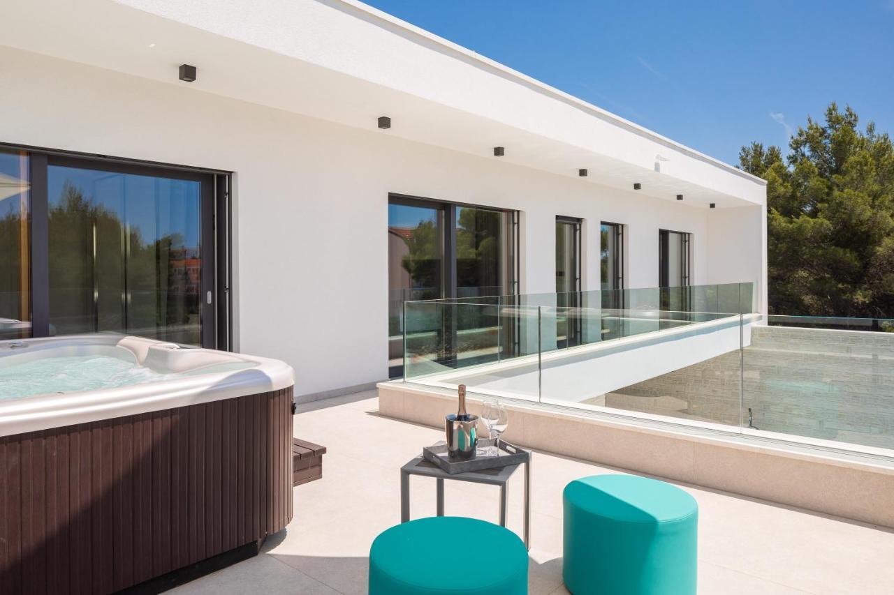 Villa Dm Vodice Exterior foto